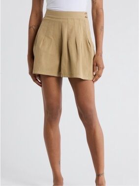 NWT THE GREAT. Tan Pleated High Waist Shorts Size 3 L